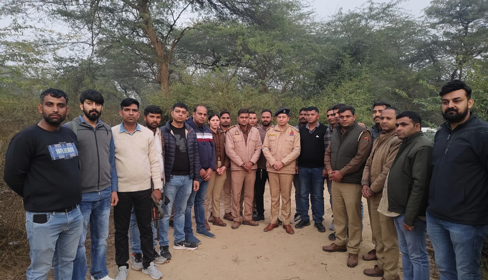 मथुरा पुलिस की बड़ी कामयाबी : जैत थाना पुलिस की अगुवाई में 24 घंटे में छात्रा सकुशल बरामद, अपहरणकर्ता मुठभेड़ में घायल