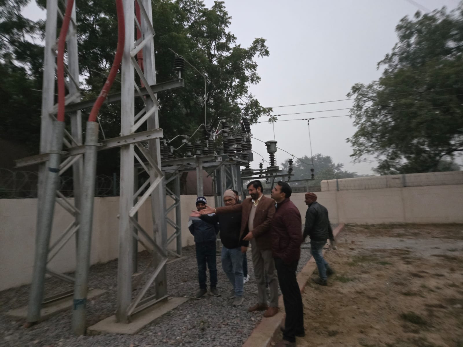 श्री वृंदावन धाम बिजलीघर के लिए नई 33 केवी लाइन का शुभारंभ