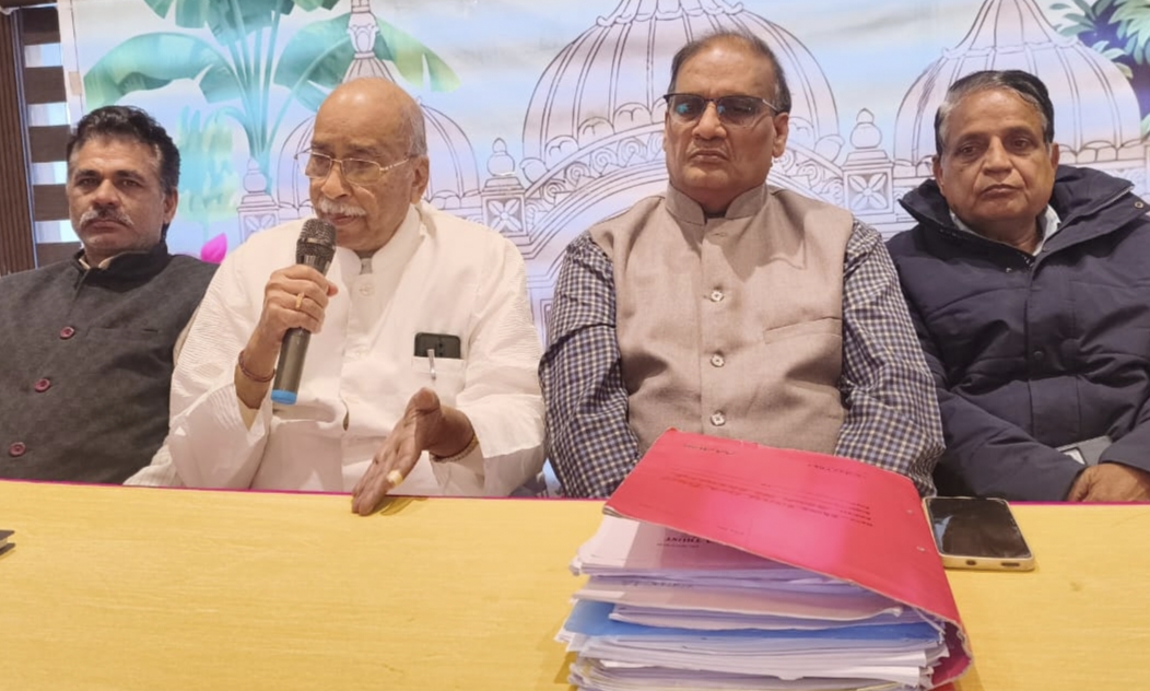 गिर्राज सेवा ट्रस्ट मामला : आध्यात्म के नाम पर करोड़ों का खेल? राधेश्याम शास्त्री पर गंभीर आरोप, ट्रस्ट ने खोला कथित षड्यंत्र का पिटारा