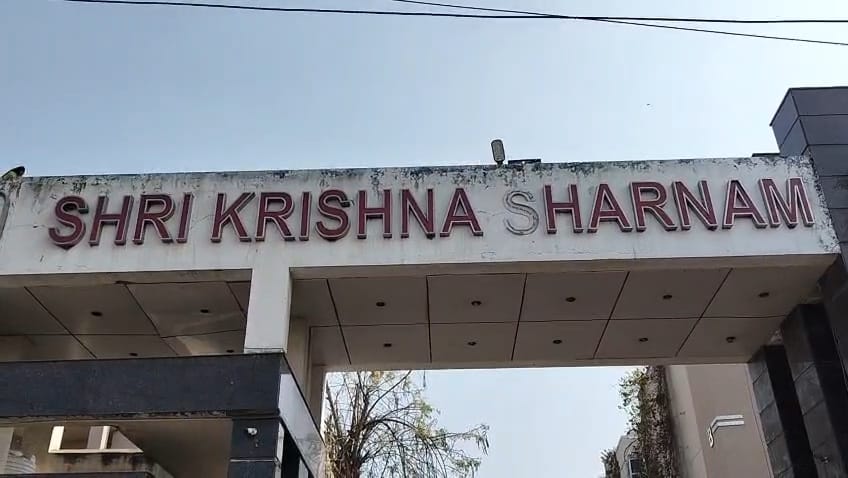 श्री कृष्णम शरणम सोसाइटी की 9वीं मंजिल से गिरकर युवती की मौत