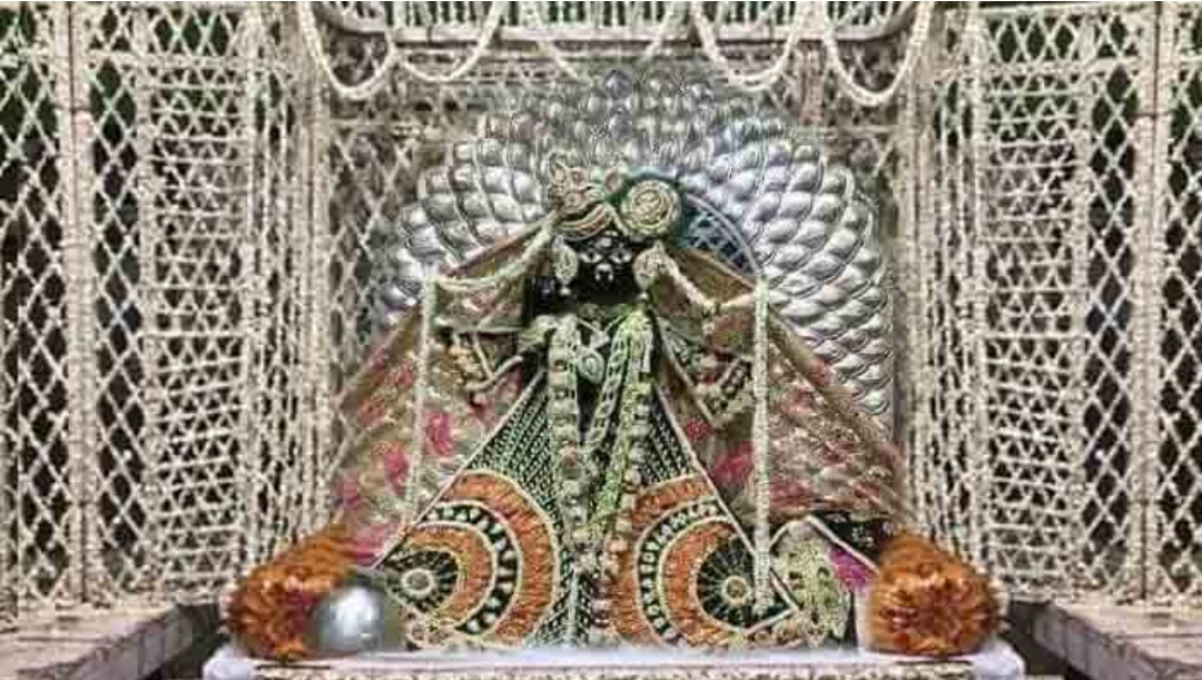 बांके बिहारी मन्दिर में 29 मार्च से सजेंगे फूल बंगले